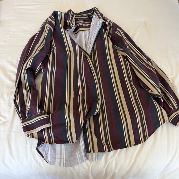 Oversized striped button down - Picture 2 of 4